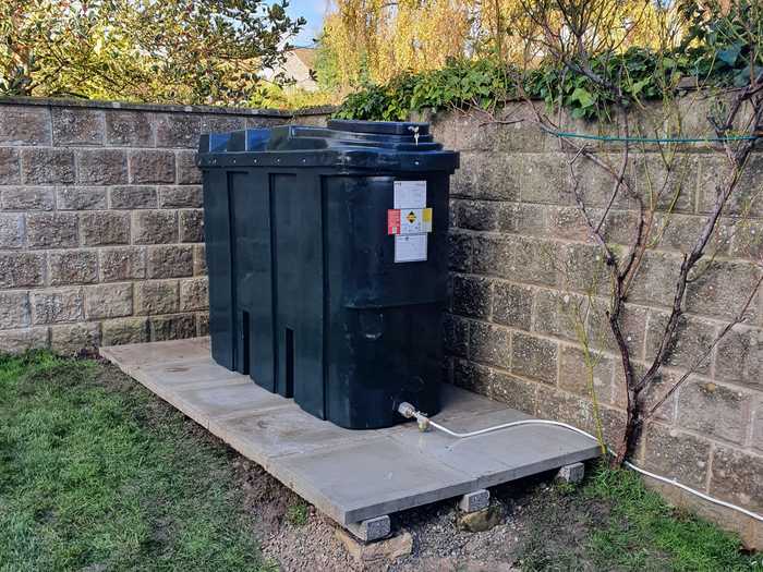 oil tank on slab base