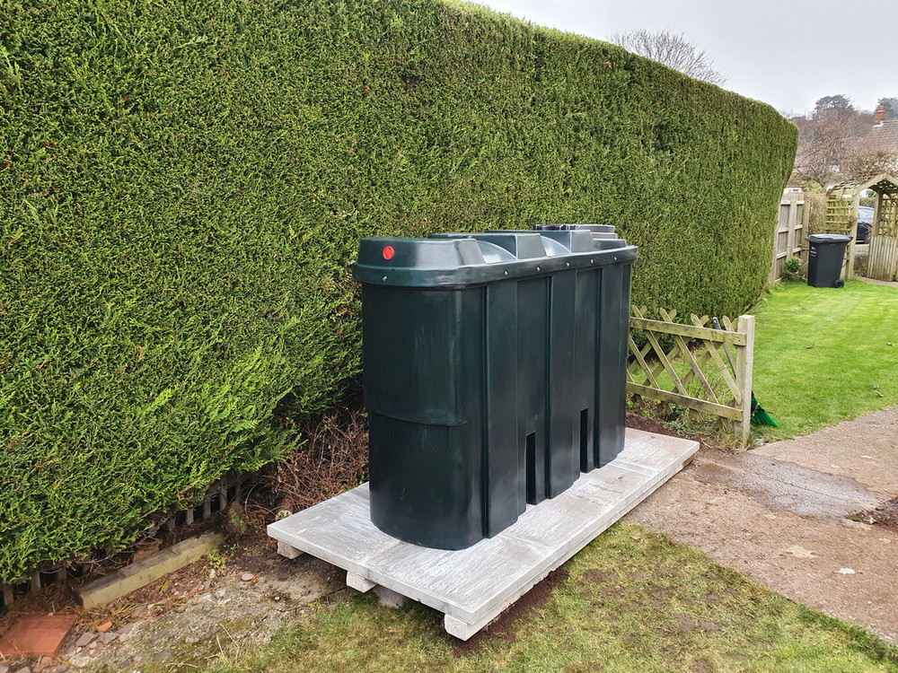 What’s the Most EnvironmentallyFriendly Way of Disposing of an Old Oil